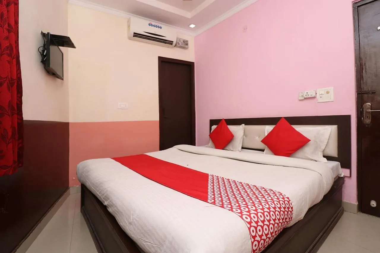 Hotel Raj Paradise Inde