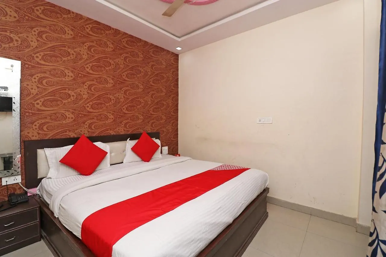 Hotel Raj Paradise Agra (Uttar Pradesh)