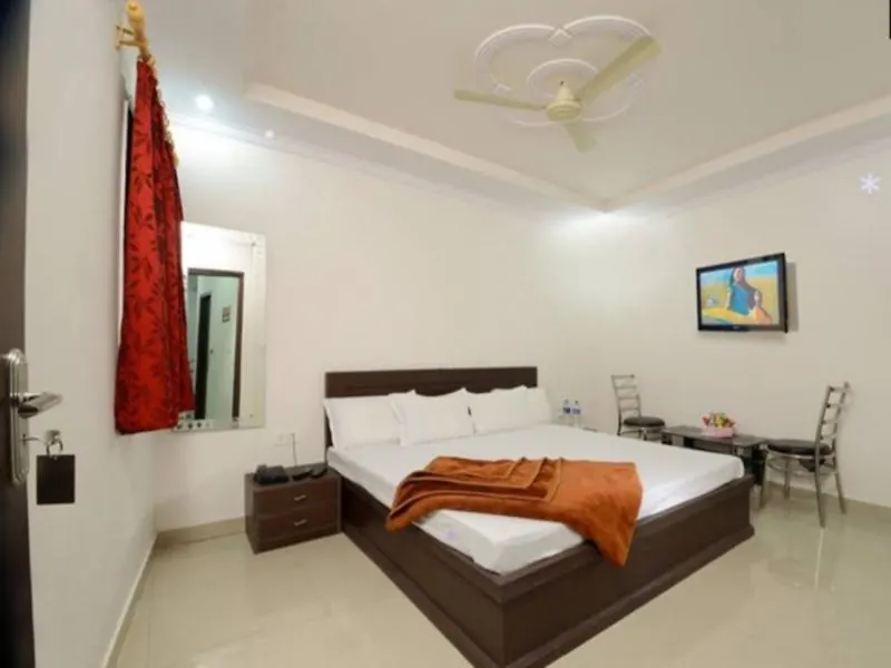 Hotel Raj Paradise Inde