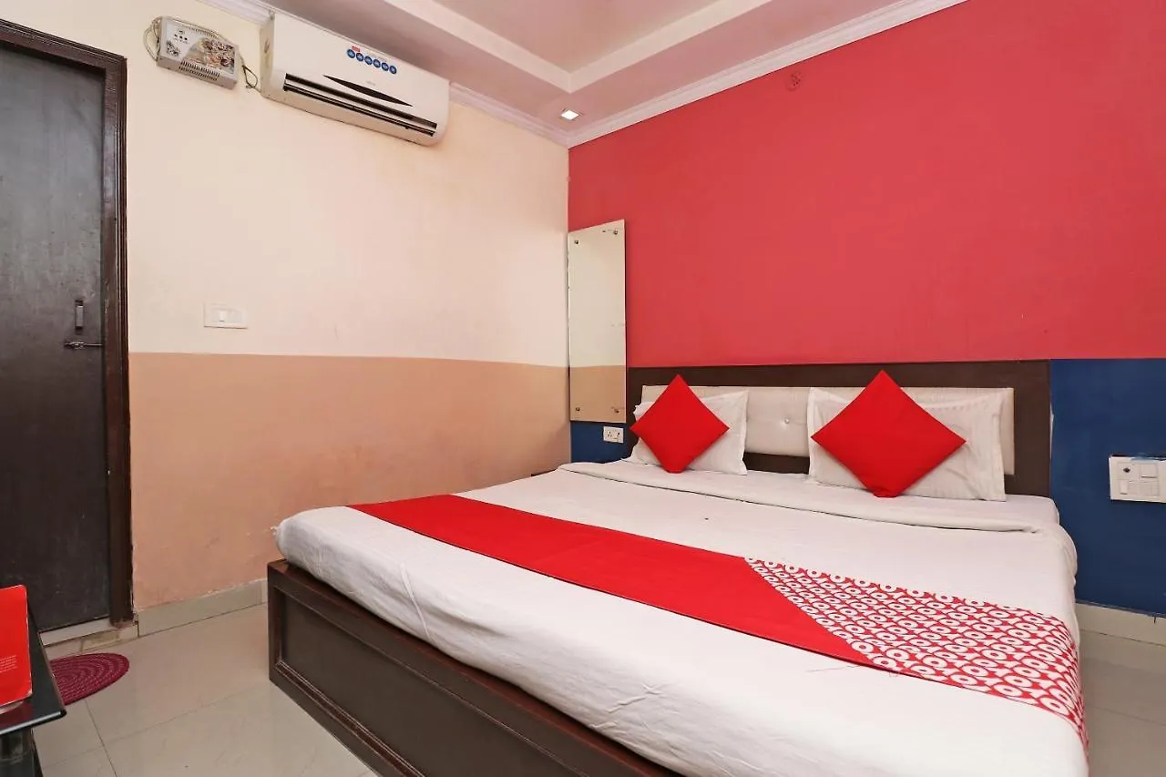 Hotel Raj Paradise